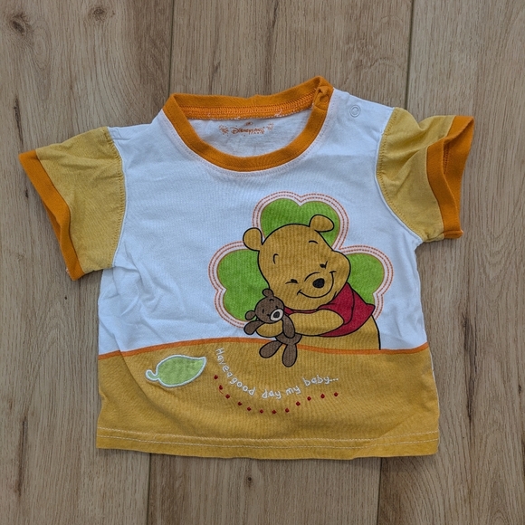 Disney Paris Winnie The Pooh T-shirt - Picture 1 of 4